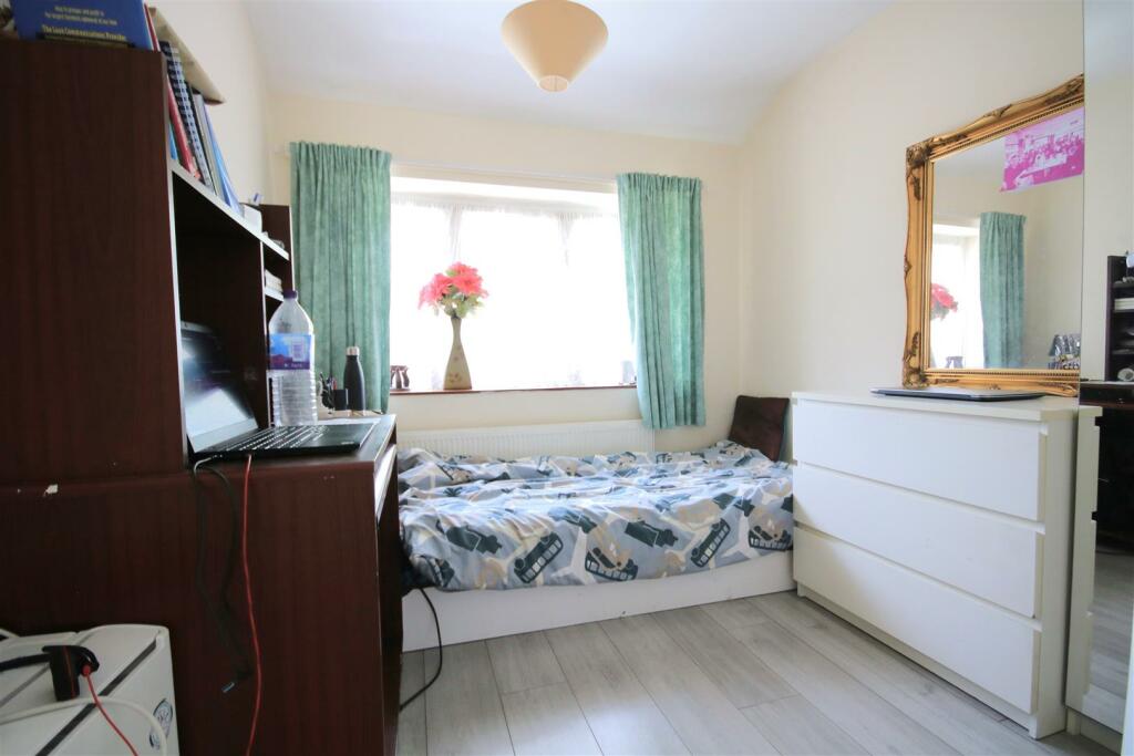 bed3.JPG