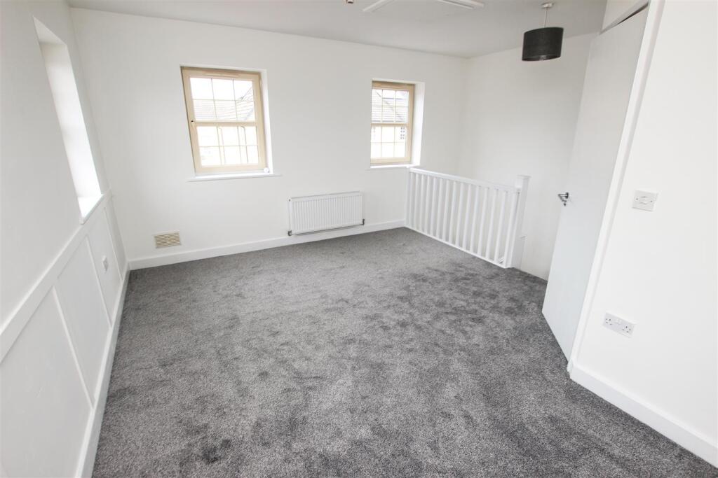 PRINCIPLE BEDROOM