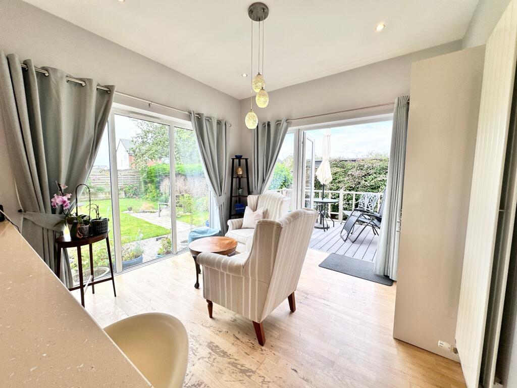 Open Plan family dining kitchen