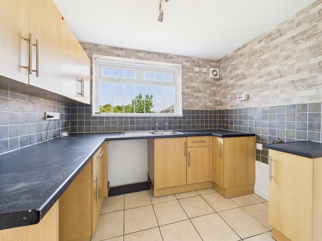 CAM02089G0-PR0502...