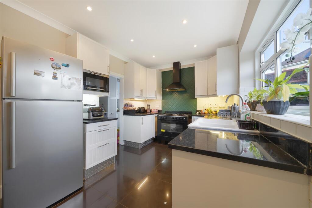 234 Watford Road - qgQk9CzOQsZYZDQnPwYL.jpg