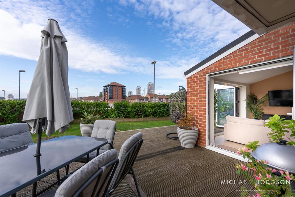 6, Normanby Court-51.jpg