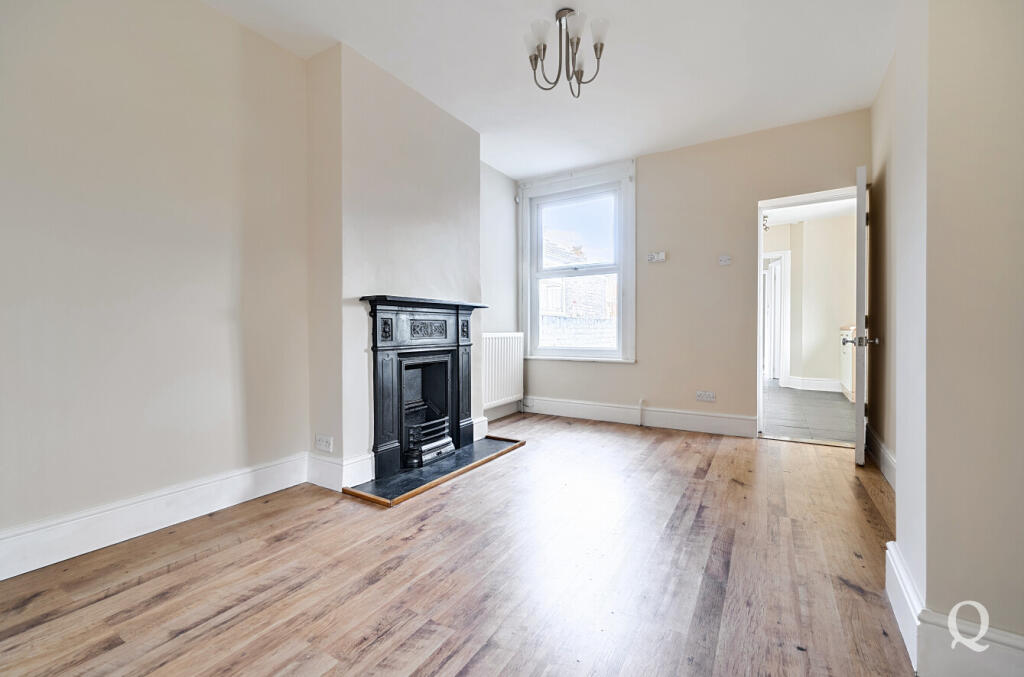 aded5172-f210-4f0...