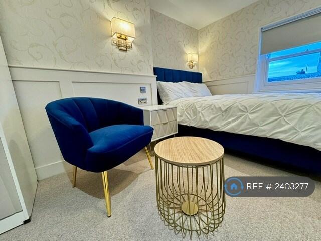 Room 4