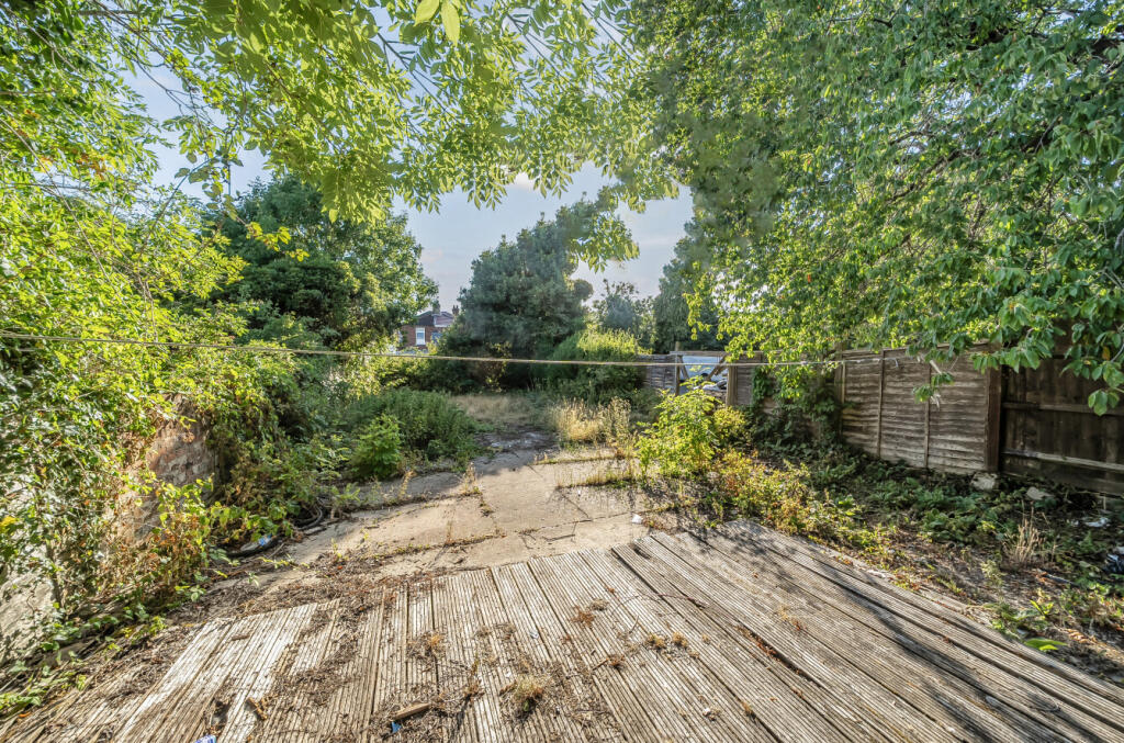 1319715-5-686d64d...