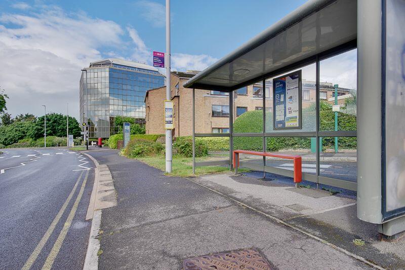 Travel Links Close-By