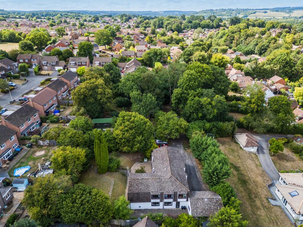 1097 oxford road, tilehurst