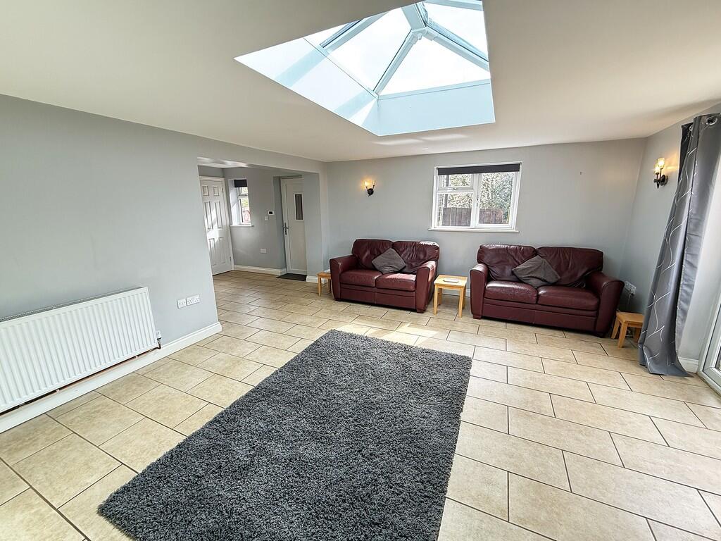 ANNEXE LOUNGE DIN...