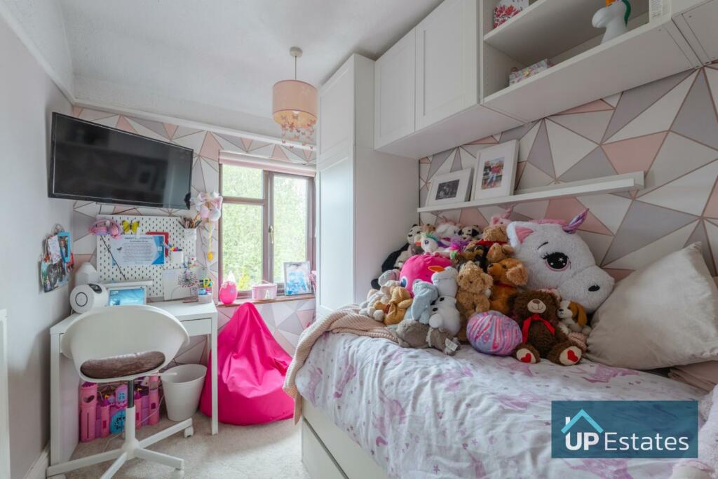 bedrooms 5.jpg