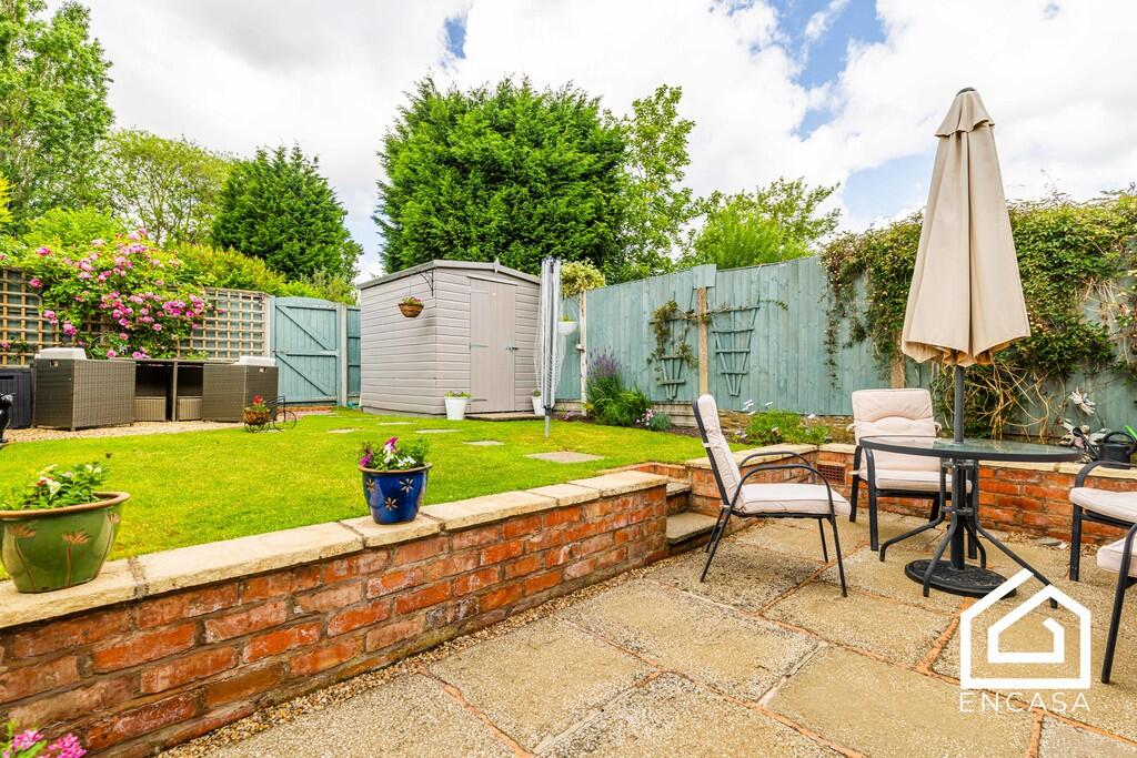 Summerfield Road-...