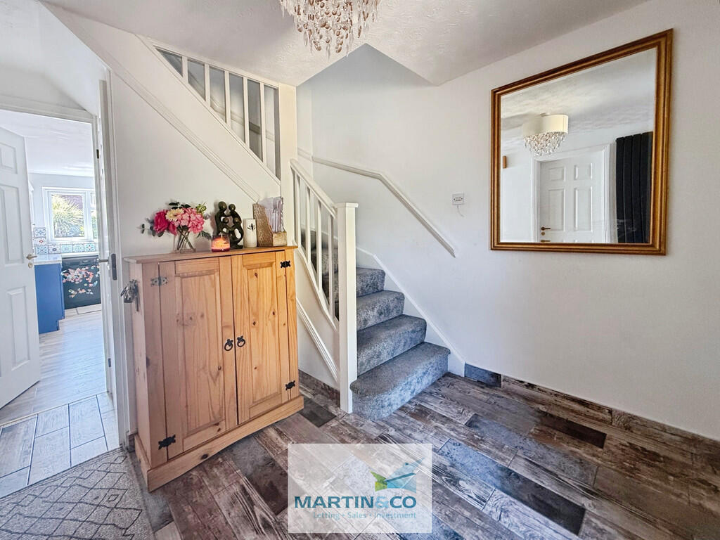 0c7a5ccd-E-438D-A...