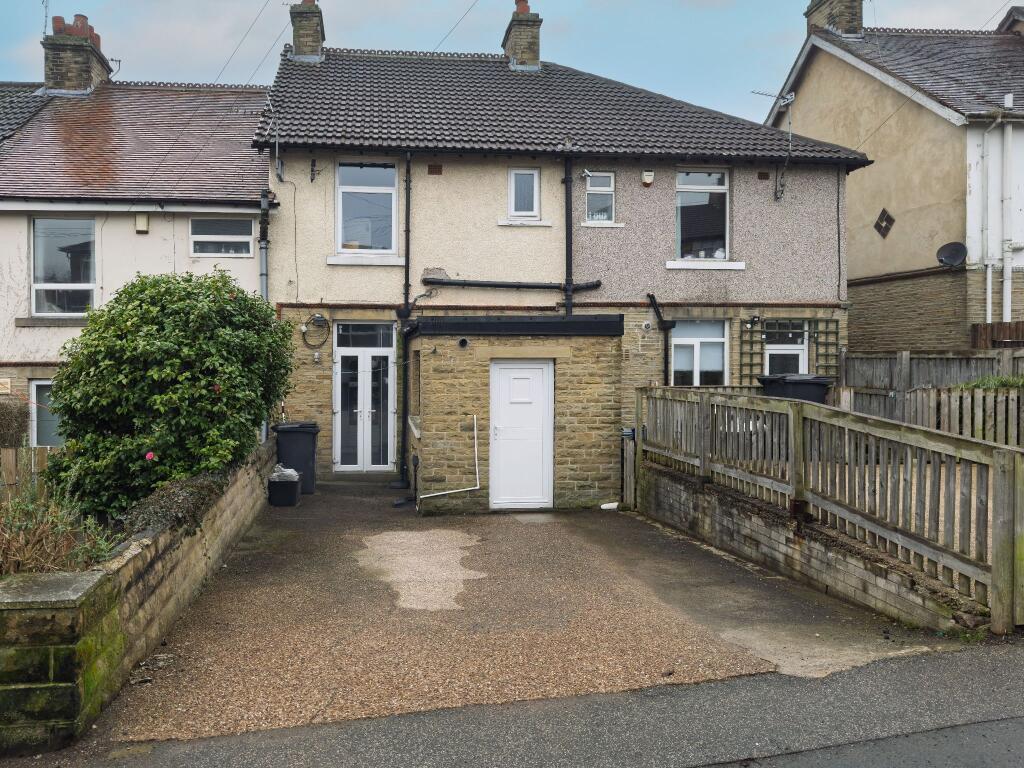 Rear aspect and parking