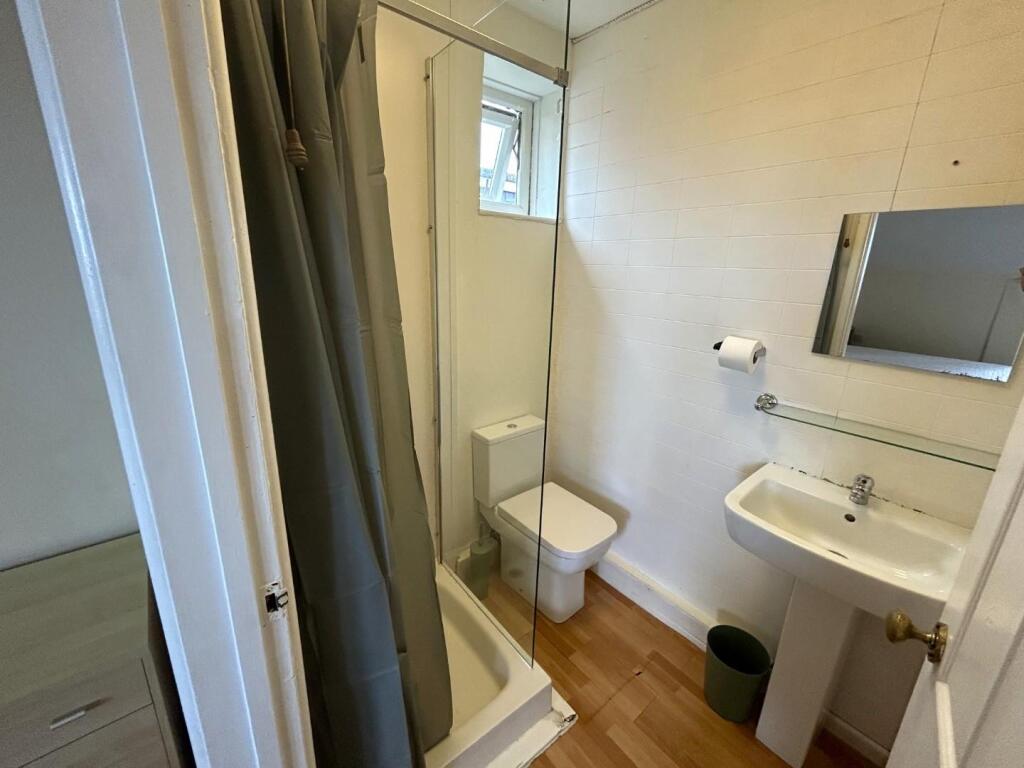 Bed 5 Ensuite