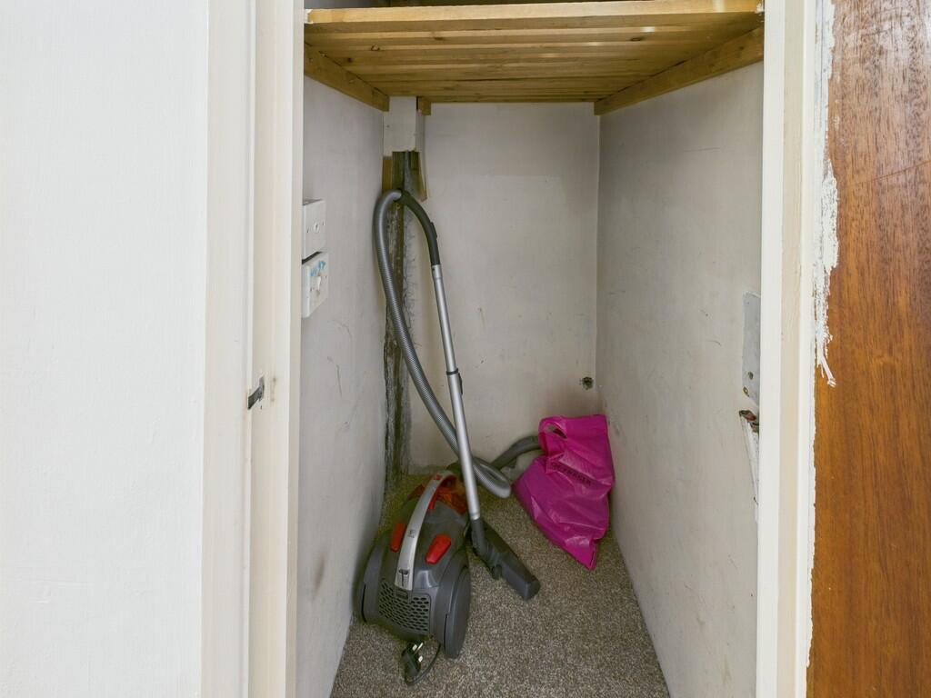 CAM02089G0-PR0549...