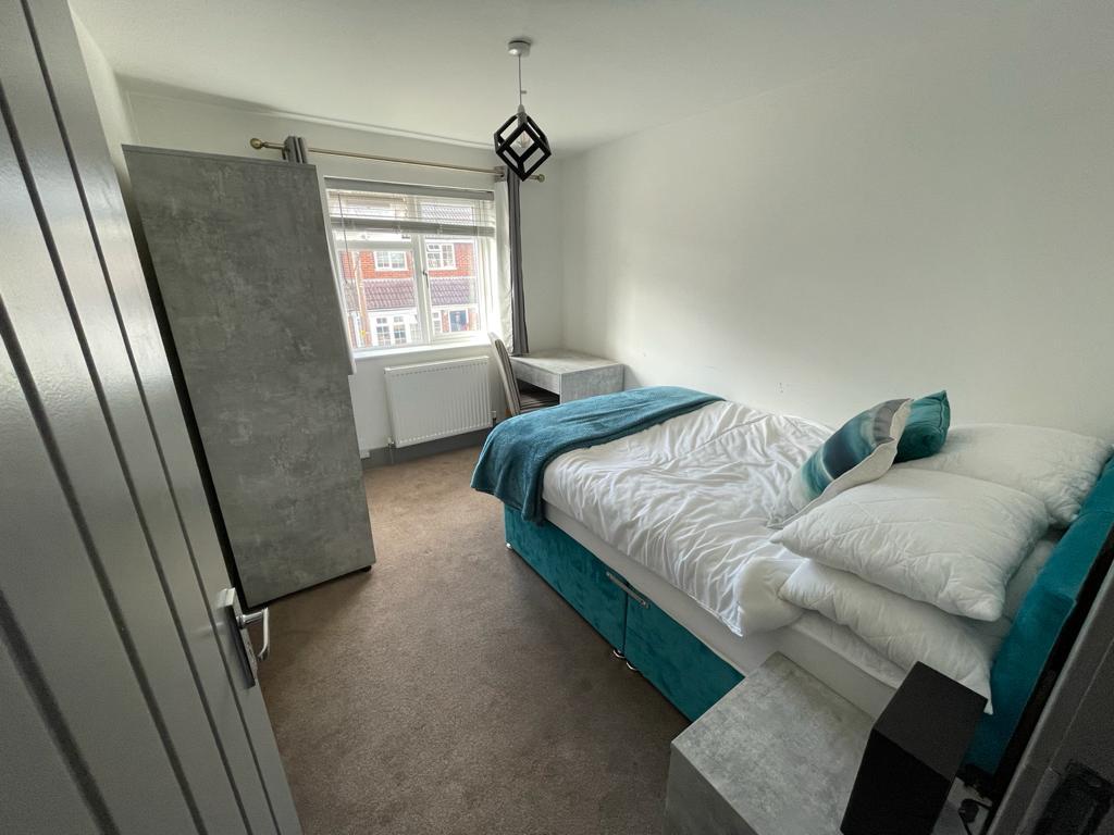 49 Marlborough Close Bedroom 4.jpeg