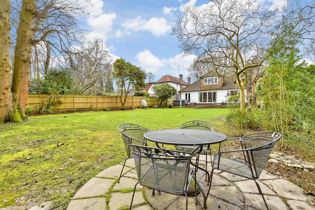 External Lifestyle Photograph