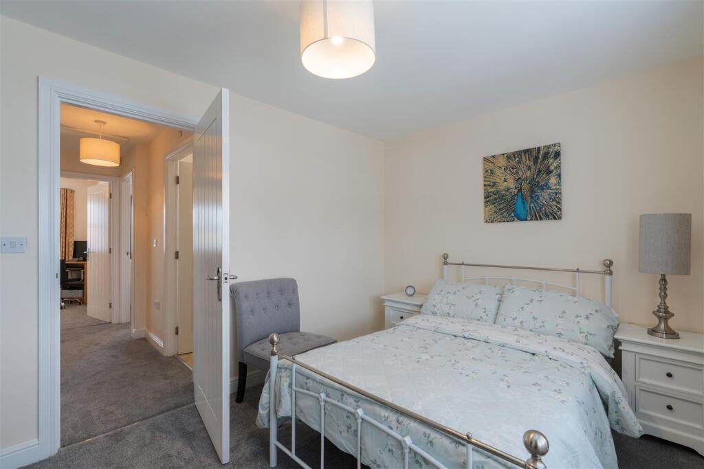 3 Pillar Gardens-17.jpg