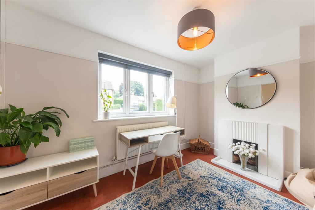 10 Churchill Drive-013.jpg