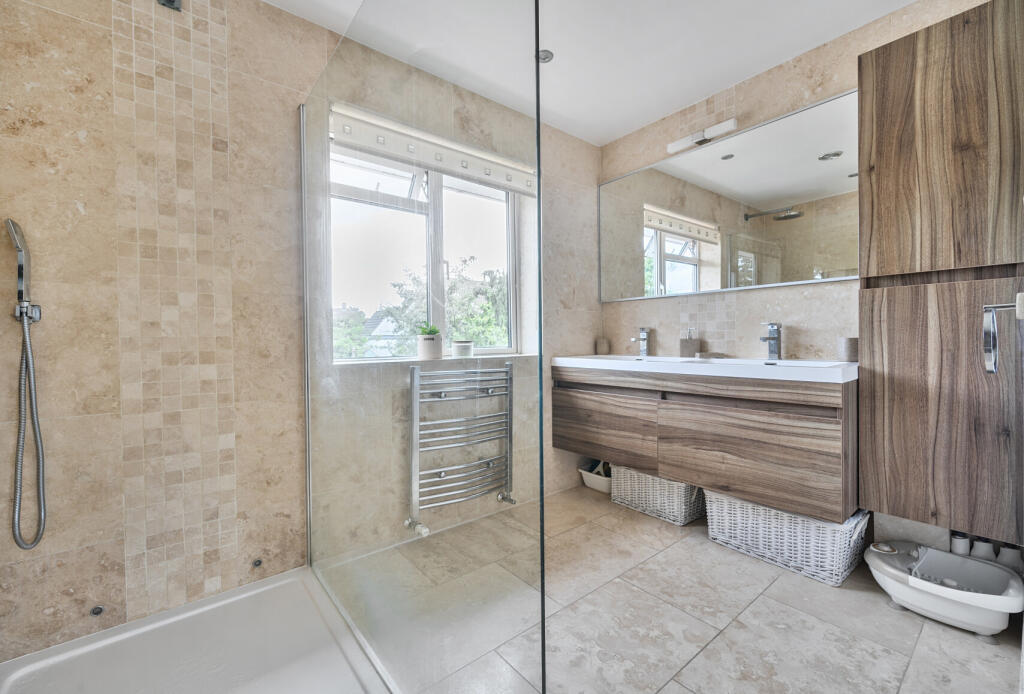 1331036-10-688cc0...