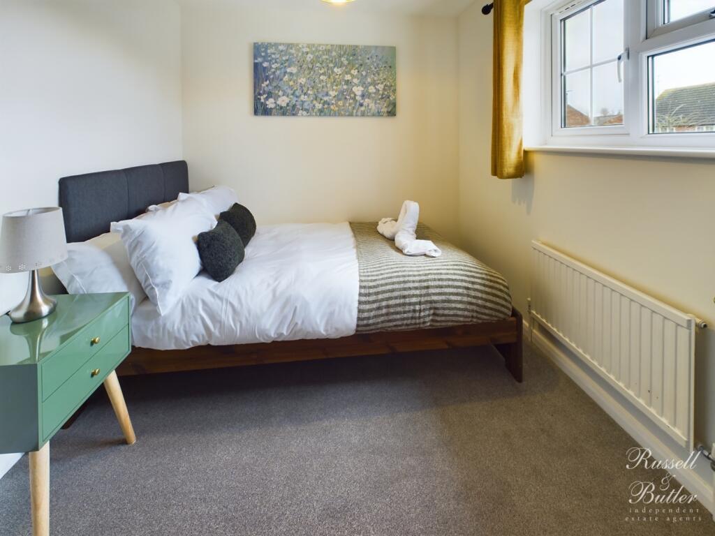 CAM01995G0-PR0248-STILL007