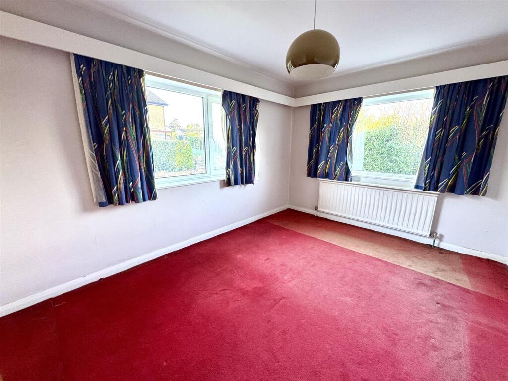 BEDROOM 3/DINING ROOM