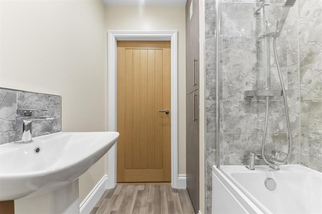 Northgate bathroom .jpg