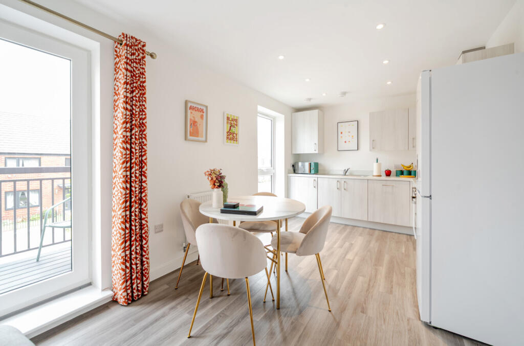 1341176-18-689dbb...