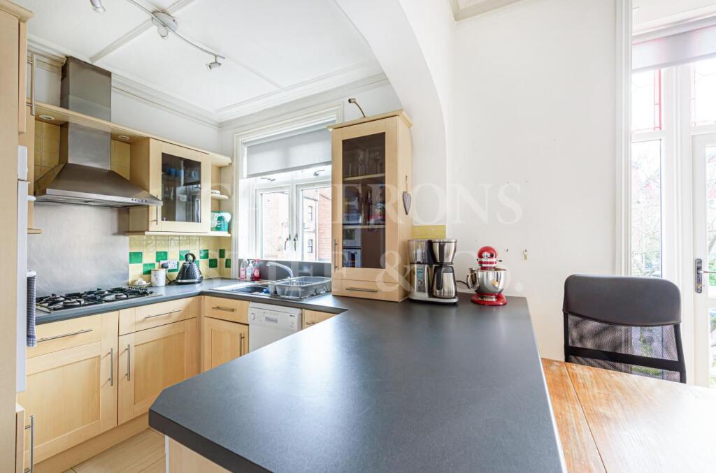 Heathfield Road (2).jpg