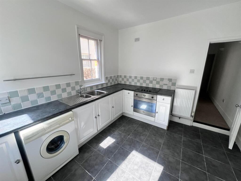 Kitchen.jpg