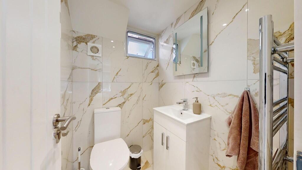 Bathroom 2