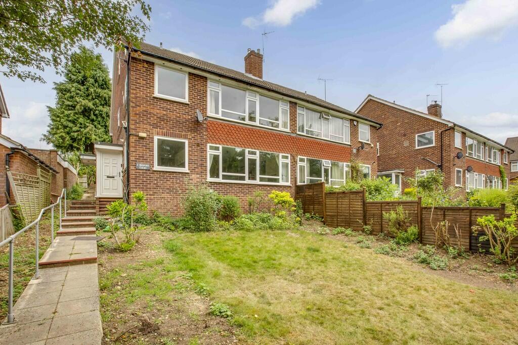 2 Bedford Court, ...