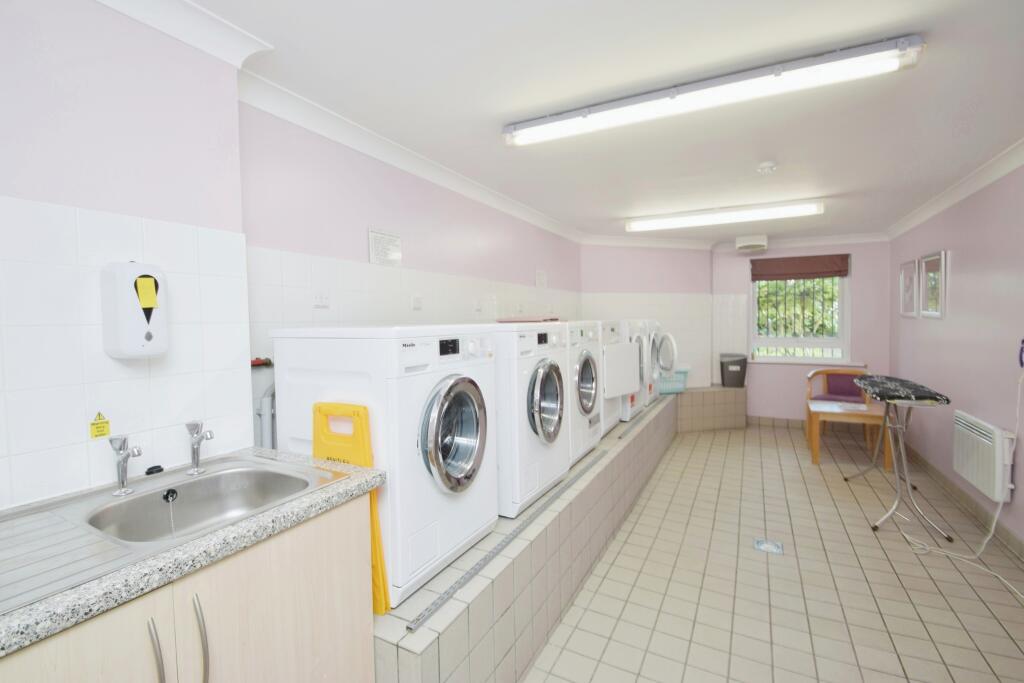 COMMUNAL LAUNDRY