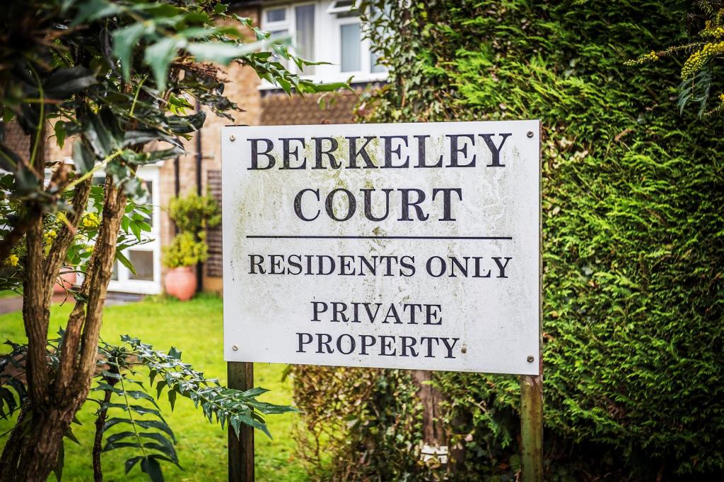 6-Berkeley-Court-12.jpg