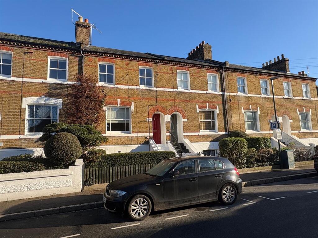 Queens Road, Twickenham