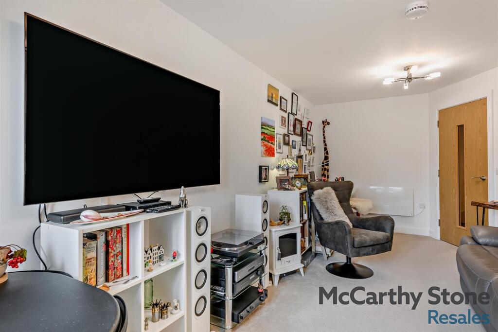 8670529-interior11-800.jpg
