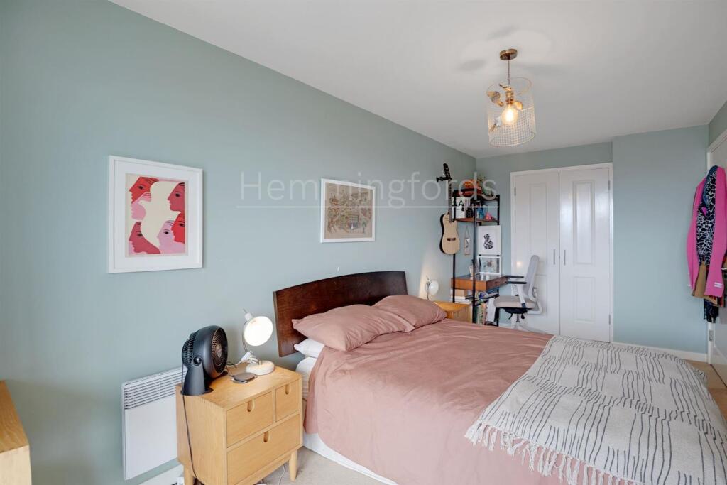 09-b88383569-HMF-JJ-Palmers rd-9 (1)-medium.jpg