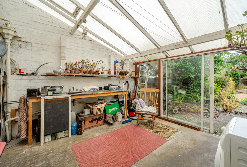 1327124-10-687a49...