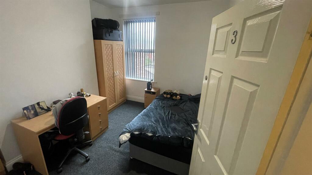 41 Heathcote Street  Bedroom 3.jpg