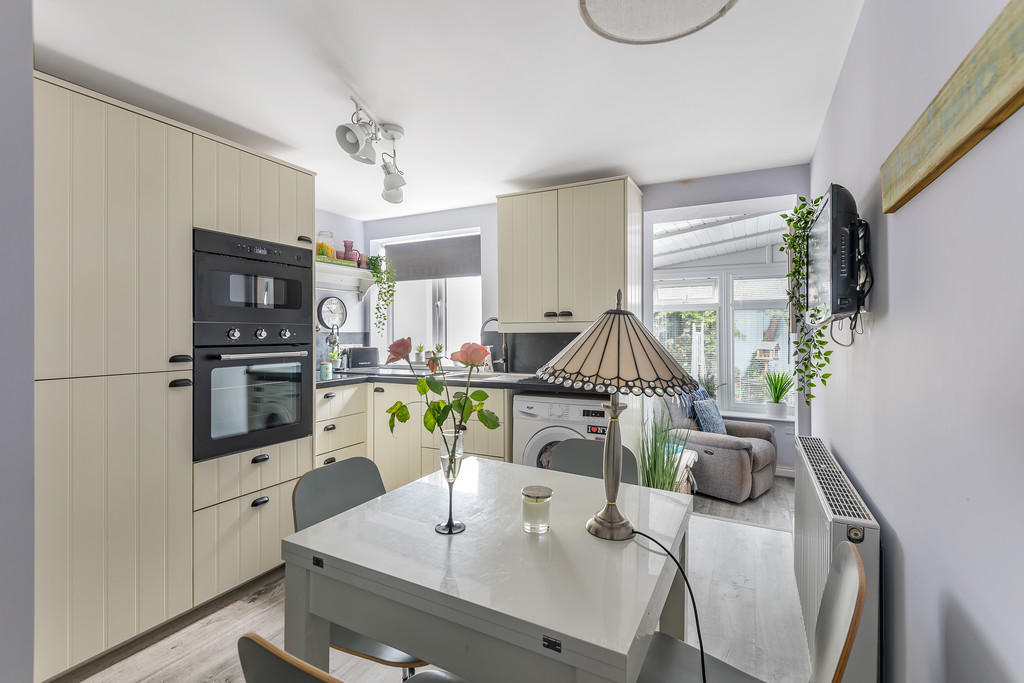 Annex kitchen