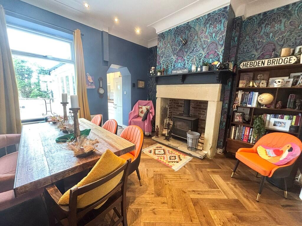 dining room 4