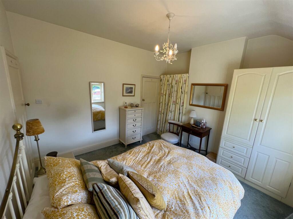 Bedroom 1B.JPG