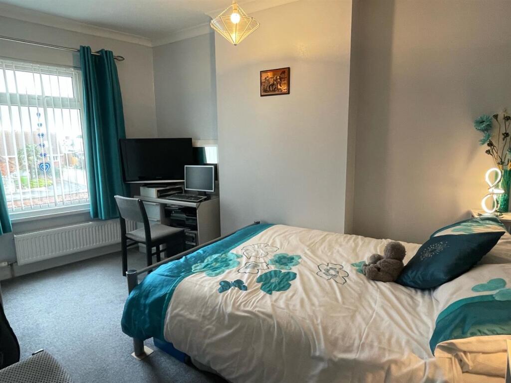 Bedroom;.jpg