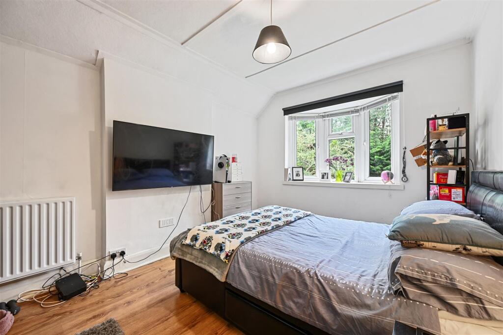 WH - 41 Rossdale - BedroomC3 (1).JPG