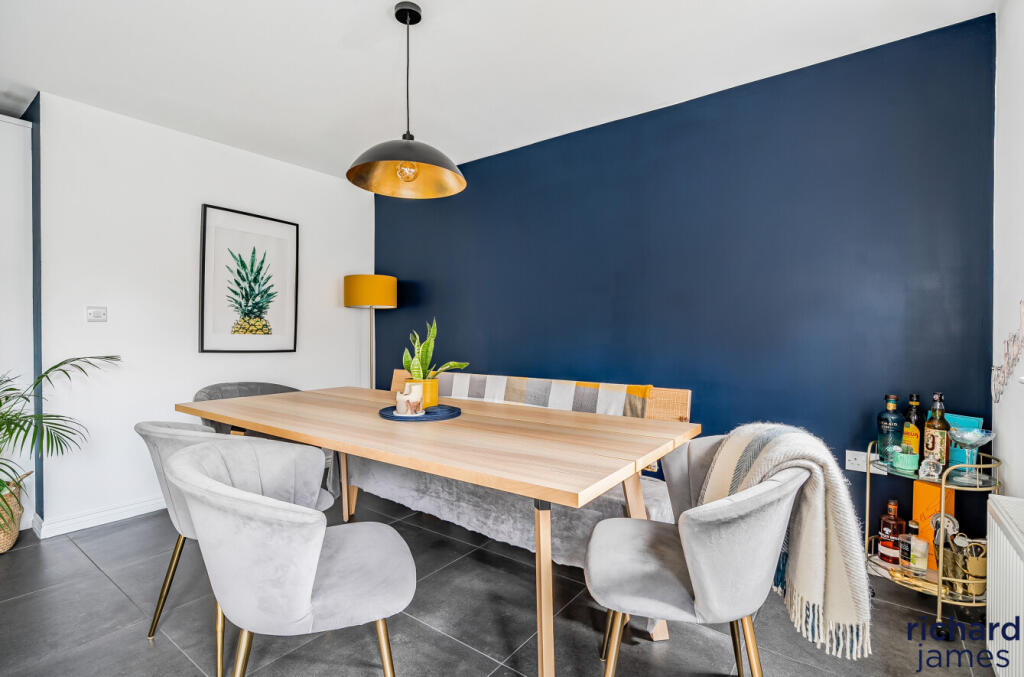 96dac4d7bbaa45db975b818a1c993731