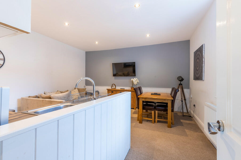 Open plan living/...