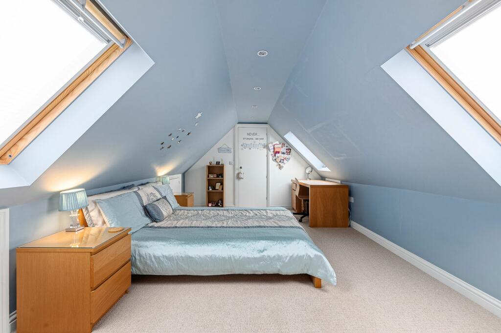 BEDROOM 3