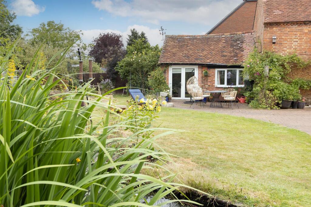 Greys Orchard, Barby (44).jpg