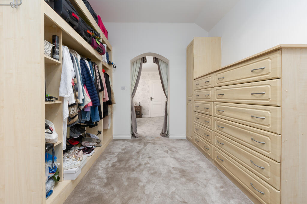 Walk In Wardrobe