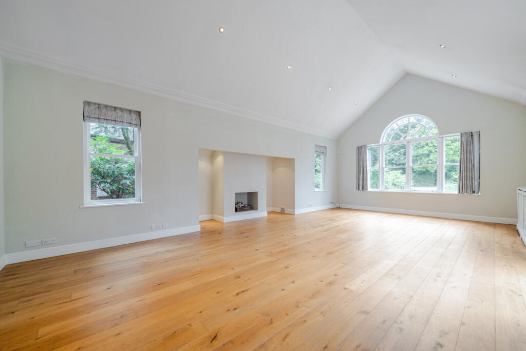 1317208-39-685d24...