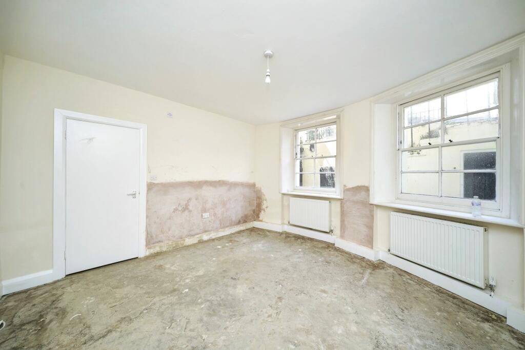 Basement Flat, 88 Lansdowne Place, Hove, BN3 1FH